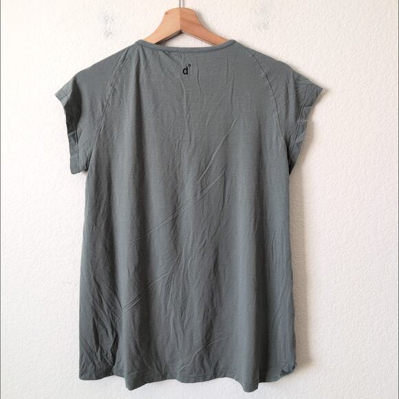 Dagsmejan Nattcool V-Neck Top Size Small Swedish Sleep Tee Soft Cooling Green - Picture 9 of 10